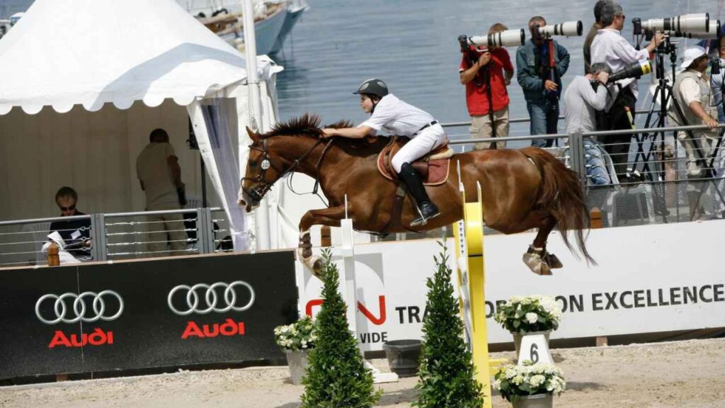Luxury Travel Calendar - Monte Carlo Show Jumping - Private Jet Charter