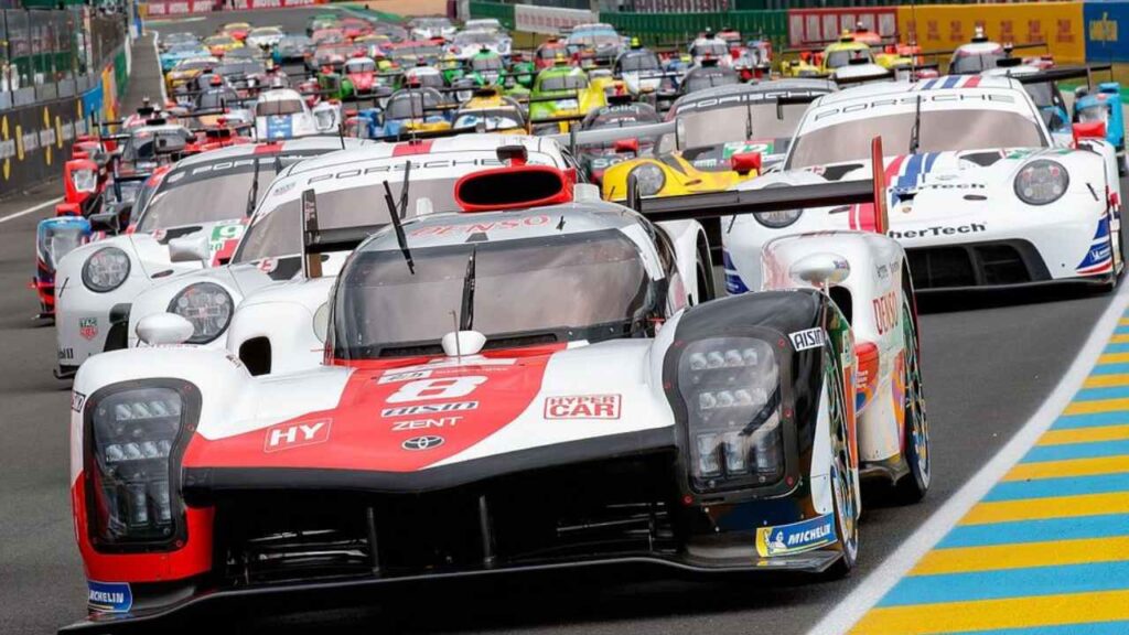 Luxury Travel Calendar - The 24 Hours of Le Mans - Private Jet Charter.